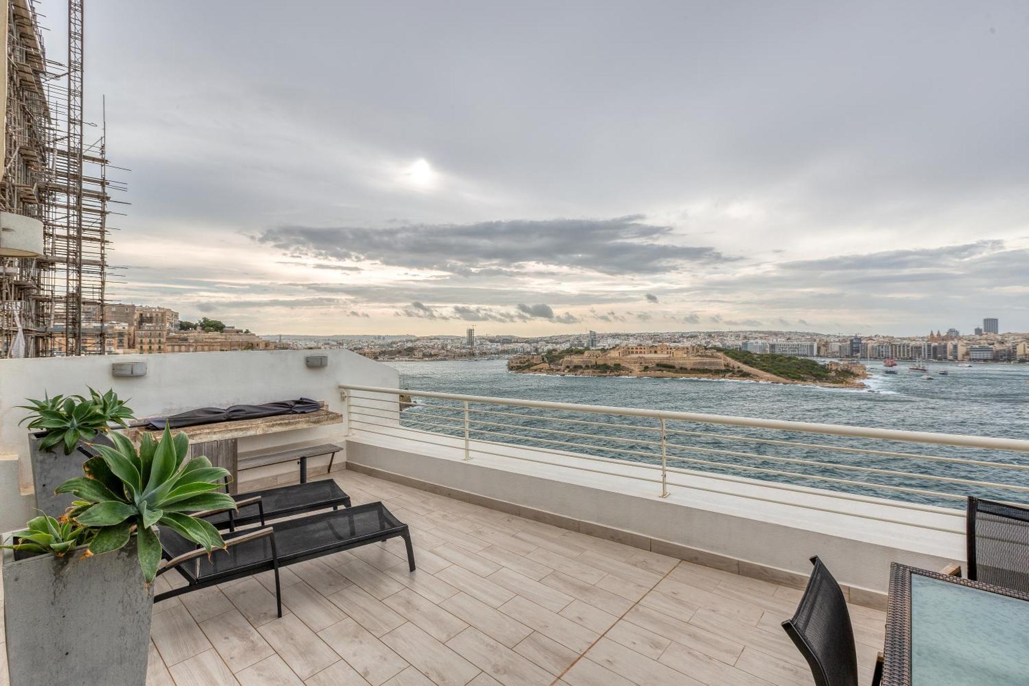 49/3 Seafront Duplex Penthouse In Valletta Exteriér fotografie